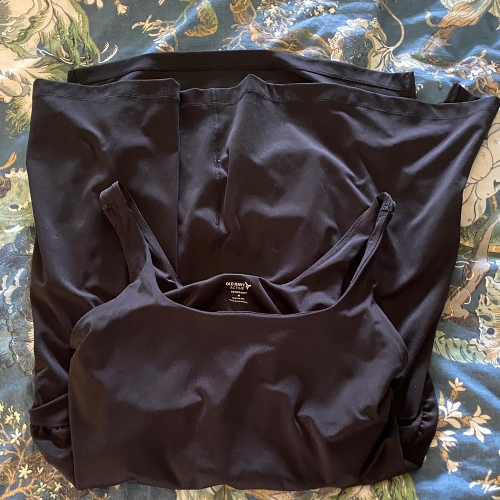 EUC Old Navy Powersoft Maternity Dress